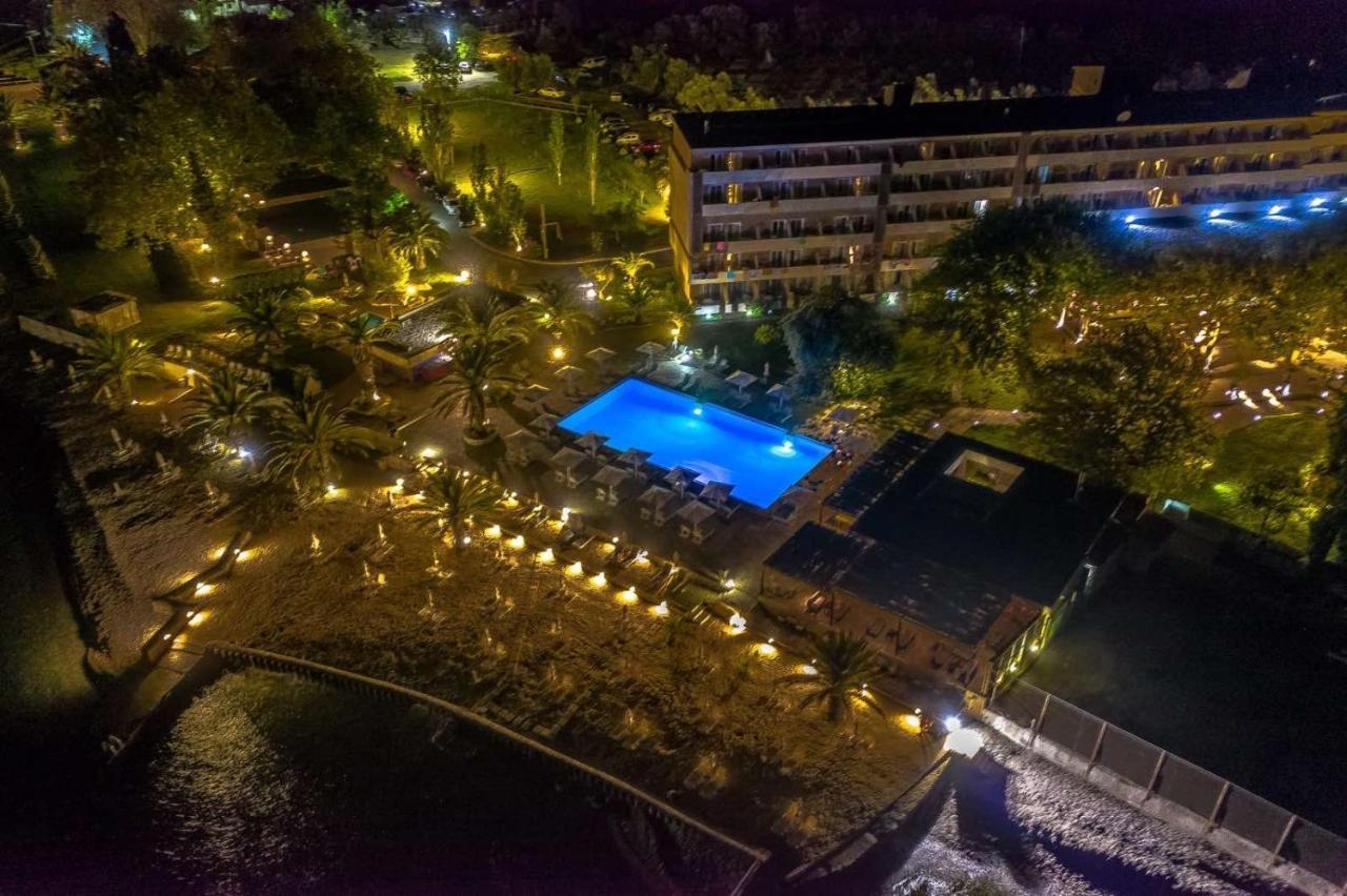 Long Beach Hotel & Resort Longos  Exterior foto